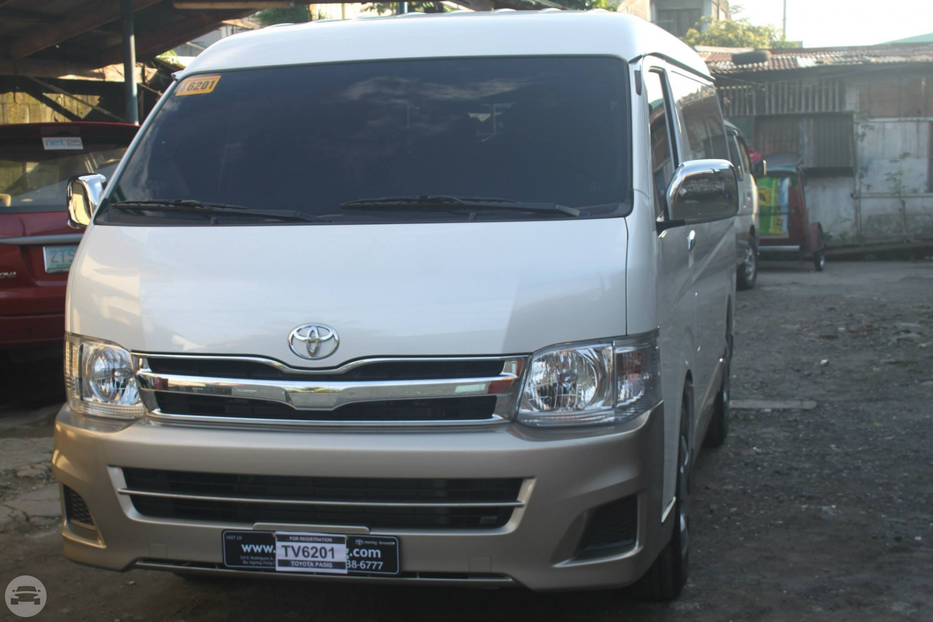 Toyota Hiace Van
Van /
Pasig, Metro Manila

 / Daily ₱2,500.00
