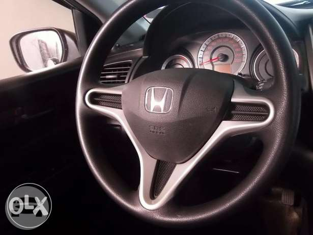 Honda City
Sedan /
Lipa, Batangas

 / Hourly ₱0.00
