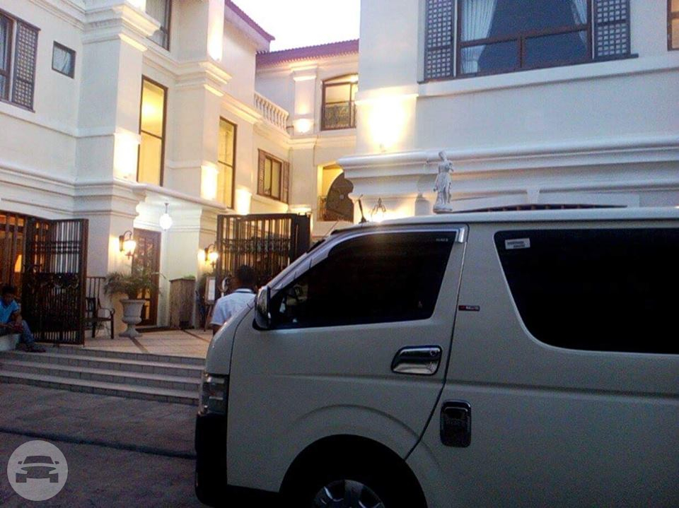 Toyota Hiace Van
Van /
Parañaque, Metro Manila

 / Hourly ₱0.00
